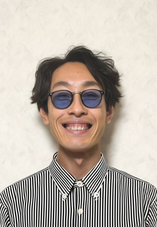 メガネ（関 慎一郎）