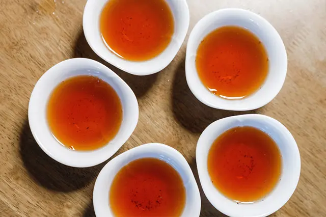 津和野伝統の「ざら茶」を和洋のお茶・ハーブ・漢方でアレンジ！ 体を