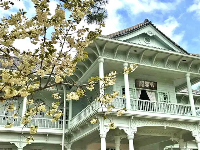 松江城そばに建つ、明治時代の美しい洋館｜興雲閣・亀田山喫茶室｜出雲