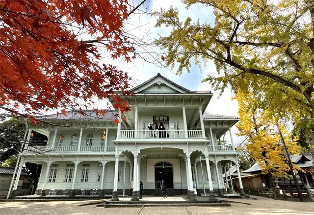松江城そばに建つ、明治時代の美しい洋館｜興雲閣・亀田山喫茶室｜出雲