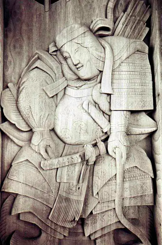 神崎神社｜日本一の龍の彫刻が見事！ 鳥取県琴浦町の「荒神さん