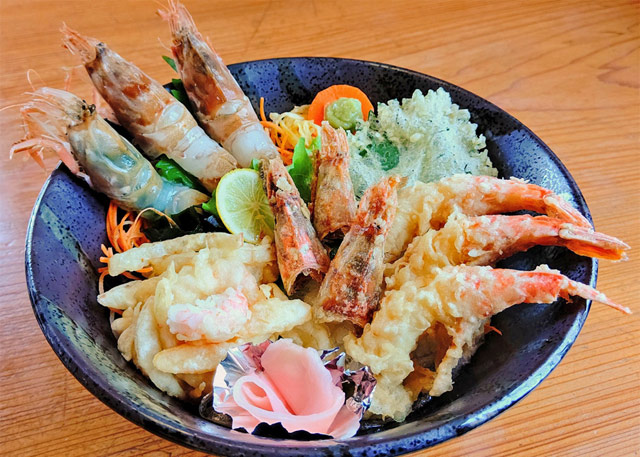 モサエビ丼（海鮮丼）