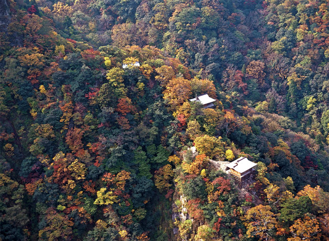 三佛寺