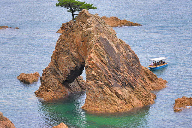 浦富（うらどめ）海岸